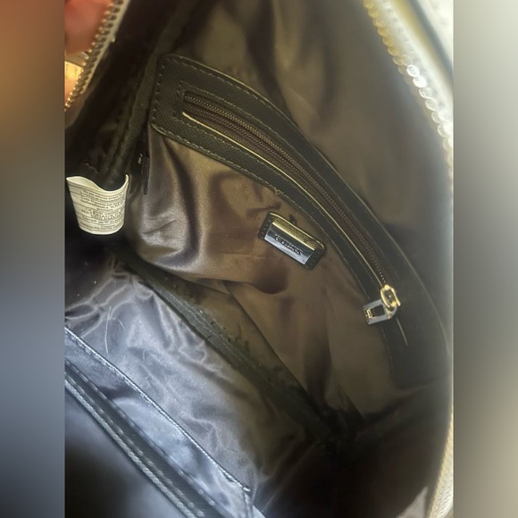 Guess Mini Backpack - Picture 11 of 11